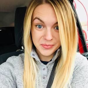 Meet your Posher, Cassandra